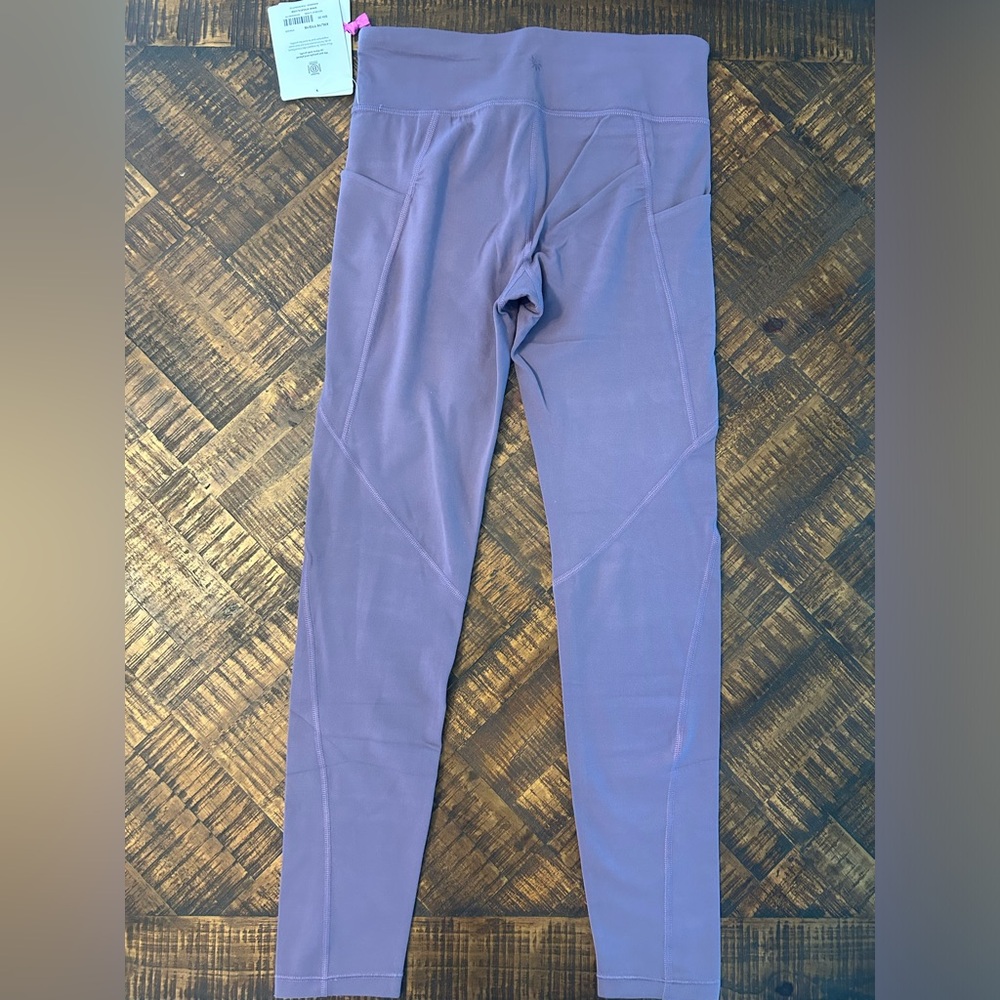 NWT athleta girl high rise stash your treasures tight